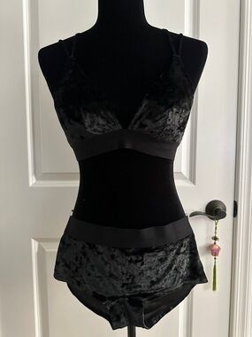 PINK Victoria's Secret Black Crushed Velvet Bralette & Shorts Set